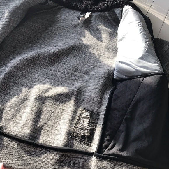 Adidas - ZNE Roadtrip Hoodie - Picture 4 of 15